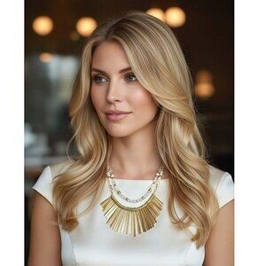 NECKLACE - 2 layered in gold, white and cream beading